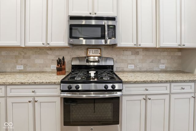 13003 Pennington Road, Fishers, IN 46037