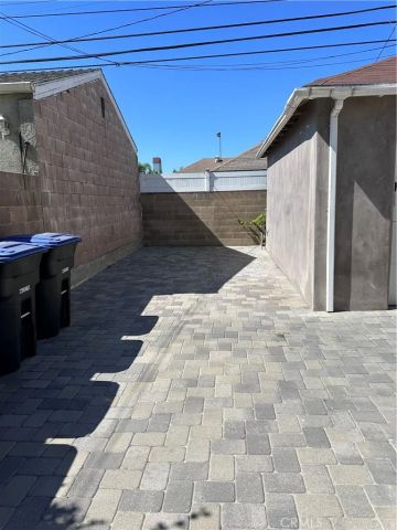 824 W Glenoaks, Glendale, CA 91202