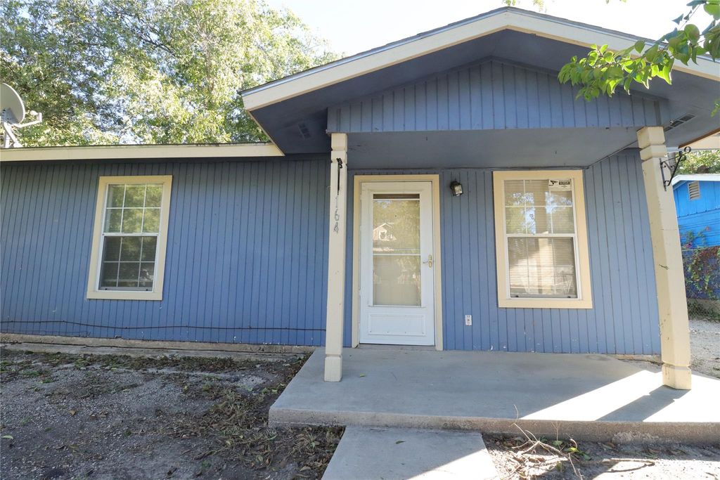 164 Grapeland Ave, San Antonio, TX 78214