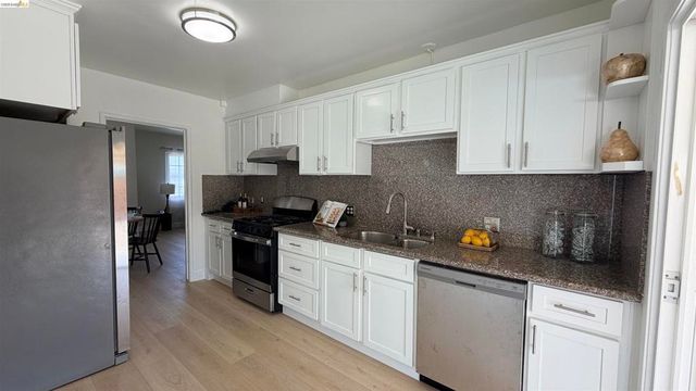 954 Folsom Ave, Hayward, CA 94544