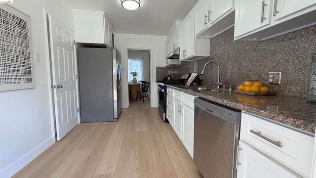 954 Folsom Ave, Hayward, CA 94544