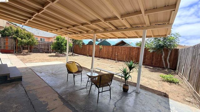 954 Folsom Ave, Hayward, CA 94544