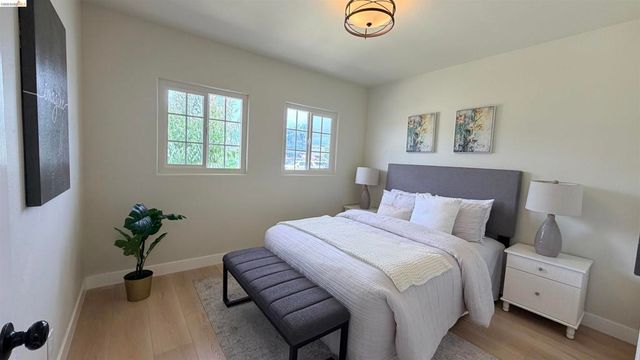 954 Folsom Ave, Hayward, CA 94544