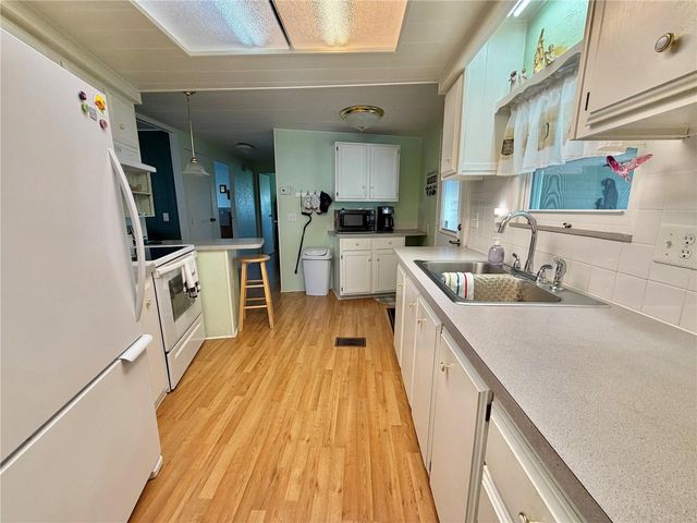 325 PALO VERDE DRIVE, Leesburg, FL 34748