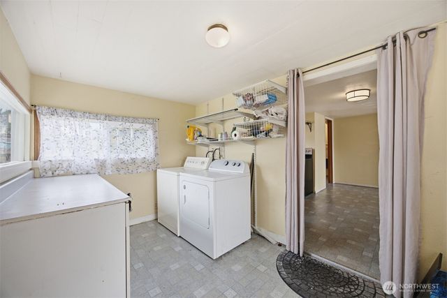 2171 Gardiner Drive, Ferndale, WA 98248