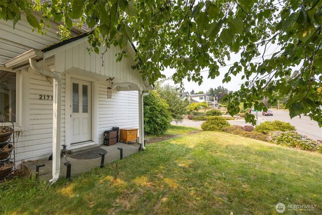 2171 Gardiner Drive, Ferndale, WA 98248
