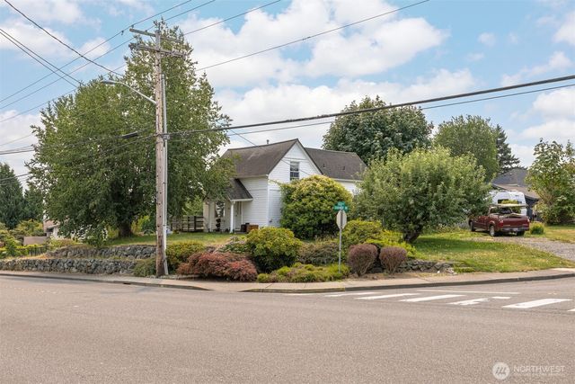 2171 Gardiner Drive, Ferndale, WA 98248