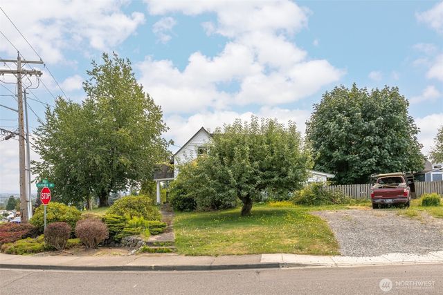 2171 Gardiner Drive, Ferndale, WA 98248