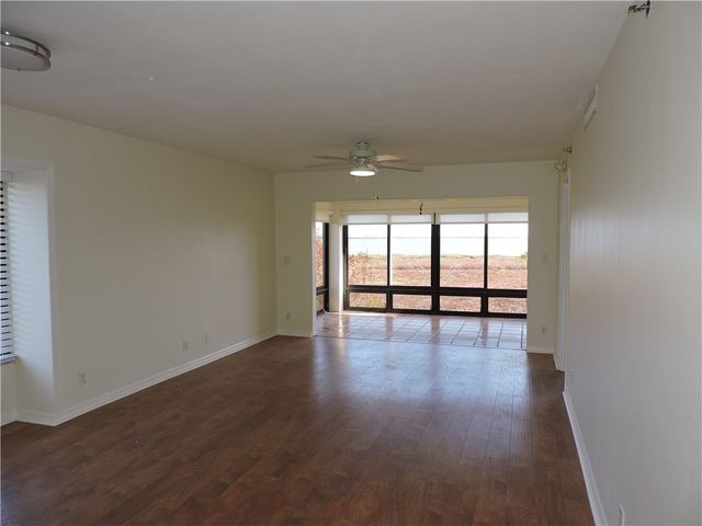 6240 E Mirror Lake Drive 201, Sebastian, FL 32958