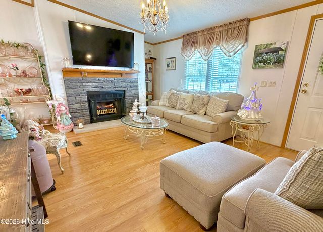 1961 Becton Farm Road, Kinston, NC 28501