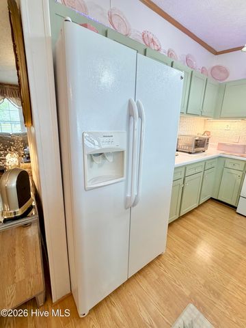 1961 Becton Farm Road, Kinston, NC 28501