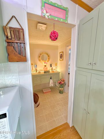 1961 Becton Farm Road, Kinston, NC 28501