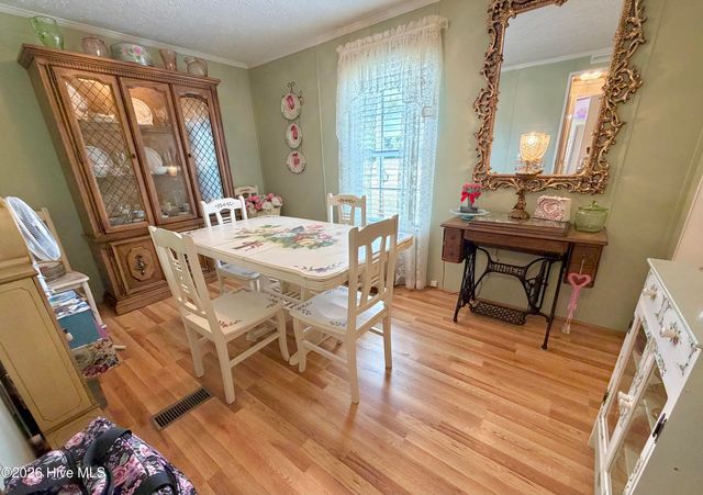 1961 Becton Farm Road, Kinston, NC 28501