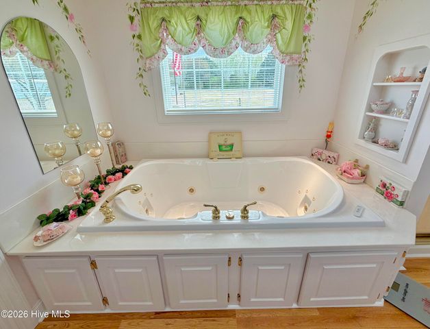 1961 Becton Farm Road, Kinston, NC 28501