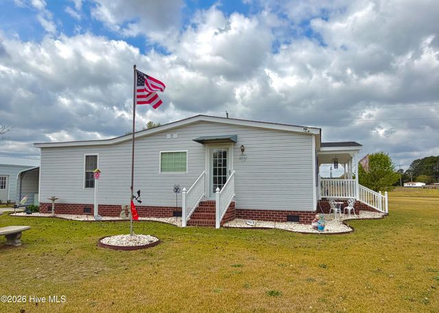 1961 Becton Farm Road, Kinston, NC 28501