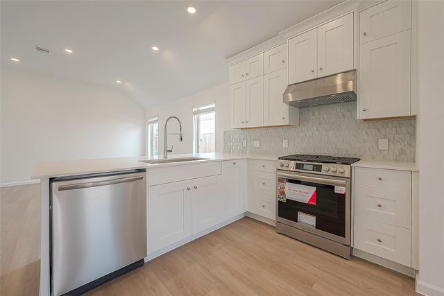 27106 Wandering Glen Lane, Katy, TX 77493