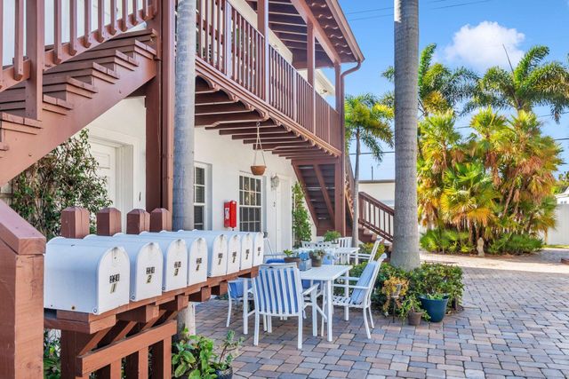 230 Conniston Road, West Palm Beach, FL 33405
