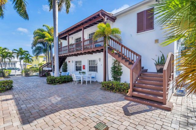 230 Conniston Road, West Palm Beach, FL 33405