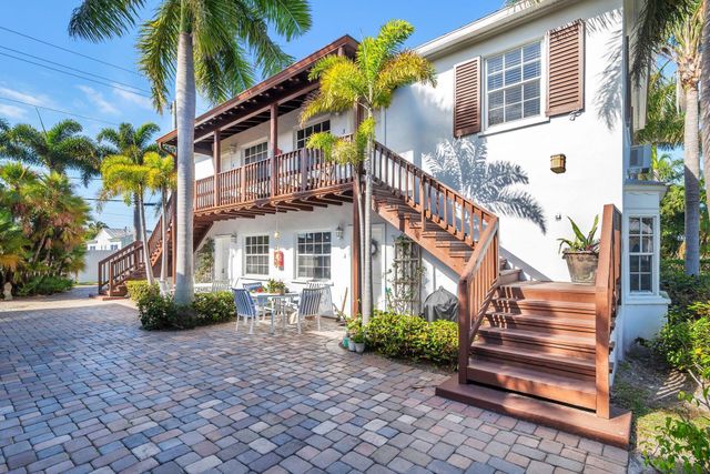 230 Conniston Road, West Palm Beach, FL 33405