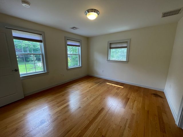 10 Blodgett Rd, Lexington, MA 02420