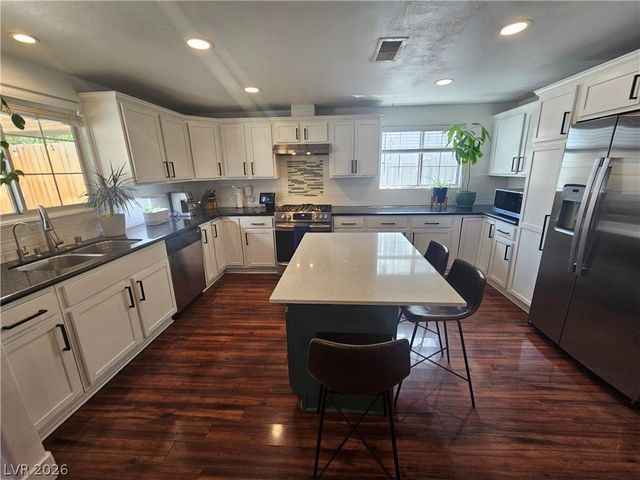 3122 Elmrock Place, Las Vegas, NV 89121