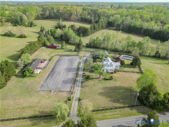 575 Perkins Rd, Kents Store, VA 23084