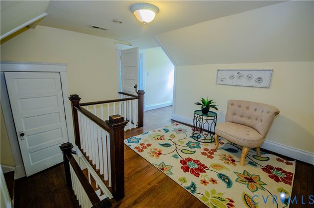 575 Perkins Rd, Kents Store, VA 23084