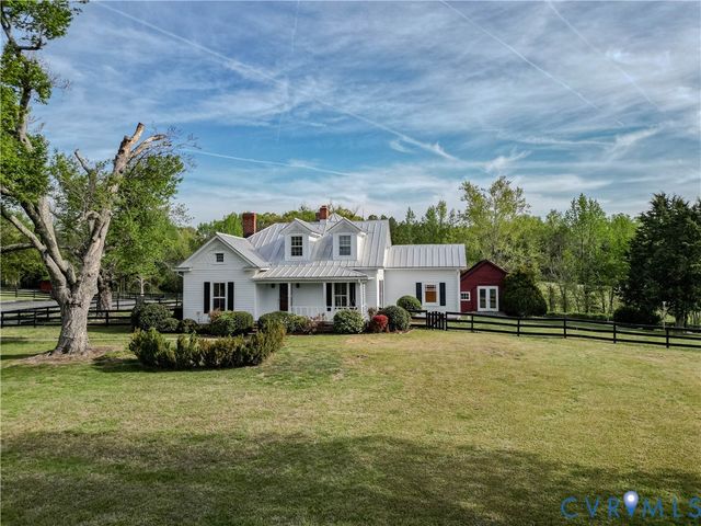 575 Perkins Rd, Kents Store, VA 23084