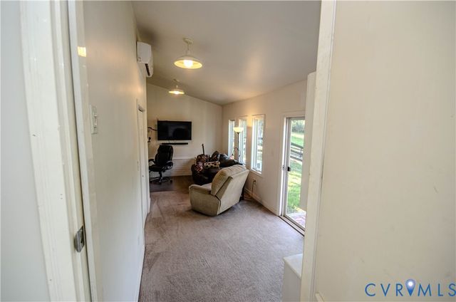 575 Perkins Rd, Kents Store, VA 23084