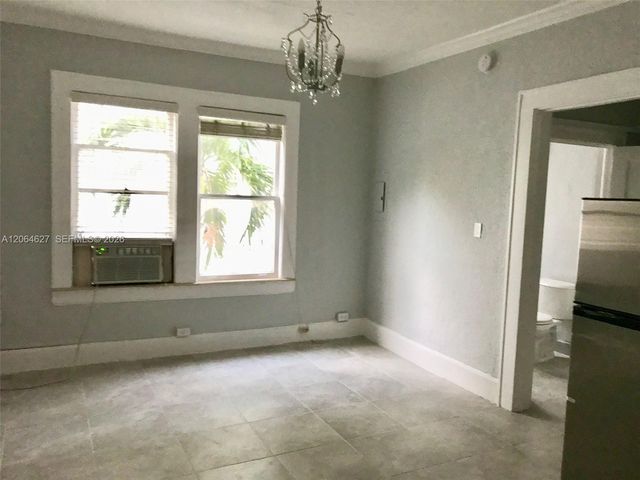 124 Mendoza Avenue 8A, Coral Gables, FL 33134