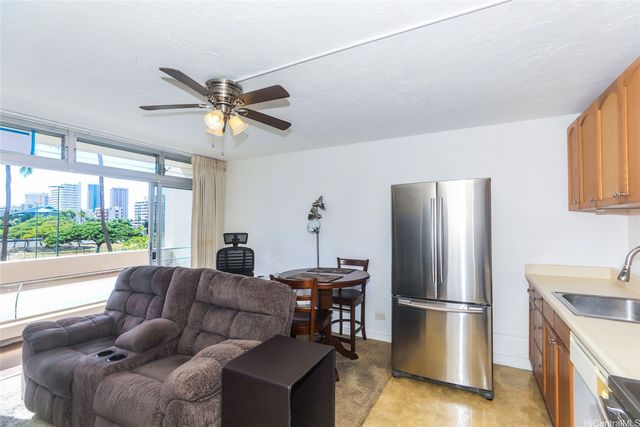 500 University Avenue 311, Honolulu, HI 96826