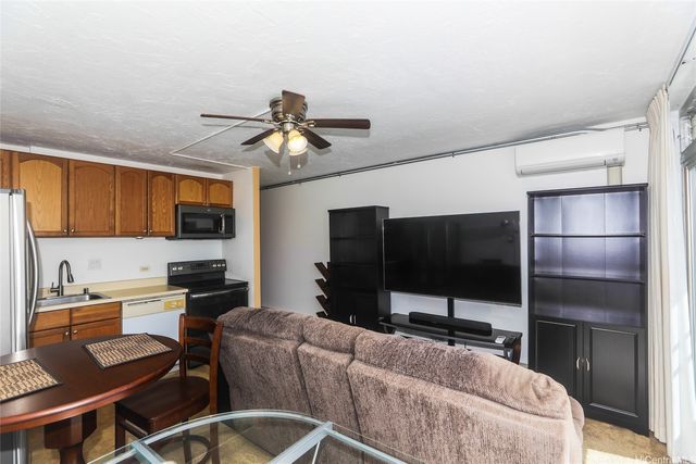 500 University Avenue 311, Honolulu, HI 96826