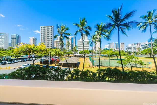 500 University Avenue 311, Honolulu, HI 96826