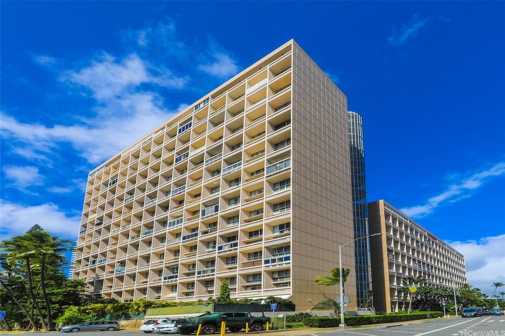 500 University Avenue 311, Honolulu, HI 96826