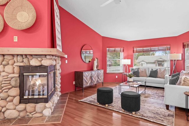 8915 E Parkside Ln, Spokane, WA 99217