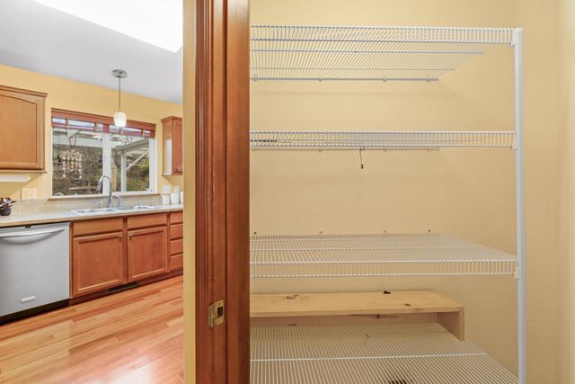 8915 E Parkside Ln, Spokane, WA 99217