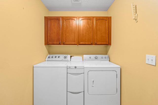 8915 E Parkside Ln, Spokane, WA 99217