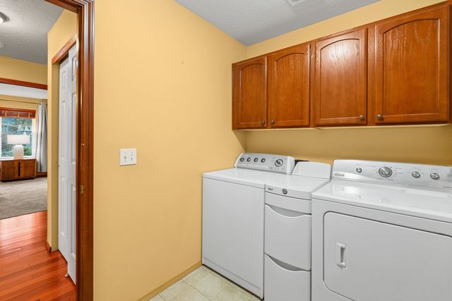 8915 E Parkside Ln, Spokane, WA 99217