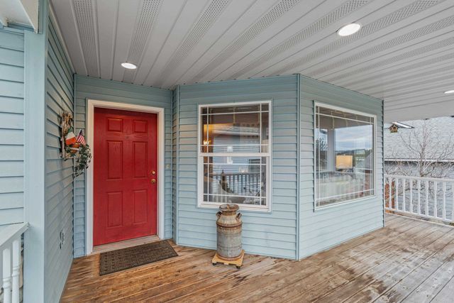 8915 E Parkside Ln, Spokane, WA 99217