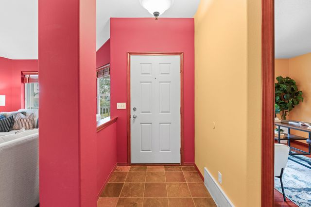 8915 E Parkside Ln, Spokane, WA 99217