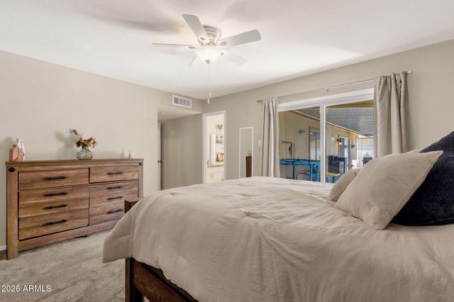 5719 W ZOE ELLA Way, Glendale, AZ 85306