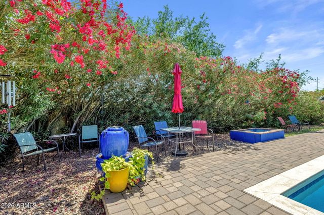 5719 W ZOE ELLA Way, Glendale, AZ 85306