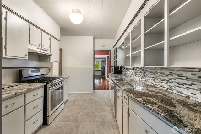 1628 McDougall Avenue, Everett, WA 98201