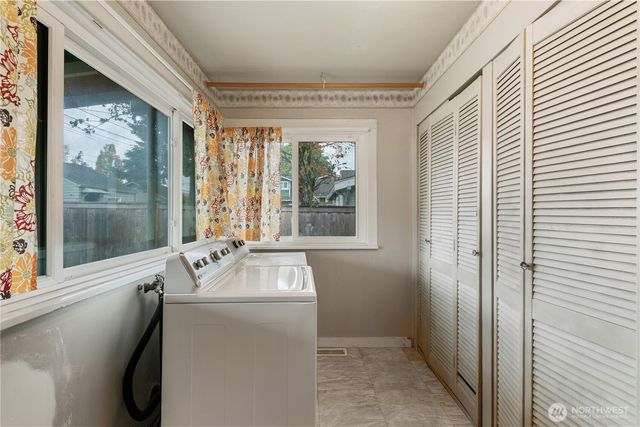 1628 McDougall Avenue, Everett, WA 98201