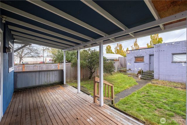 1628 McDougall Avenue, Everett, WA 98201