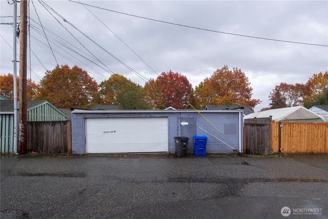 1628 McDougall Avenue, Everett, WA 98201