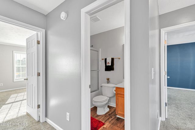 200 Honey Court E, Jacksonville, NC 28540