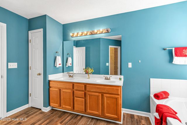 200 Honey Court E, Jacksonville, NC 28540