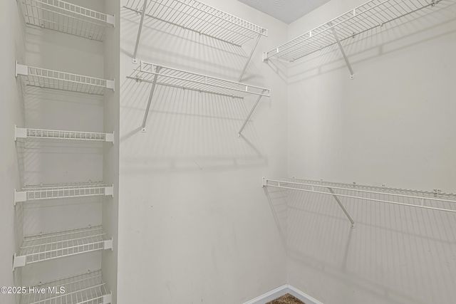 200 Honey Court E, Jacksonville, NC 28540