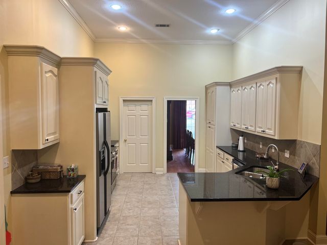 4 Meriwether, Hattiesburg, MS 39402